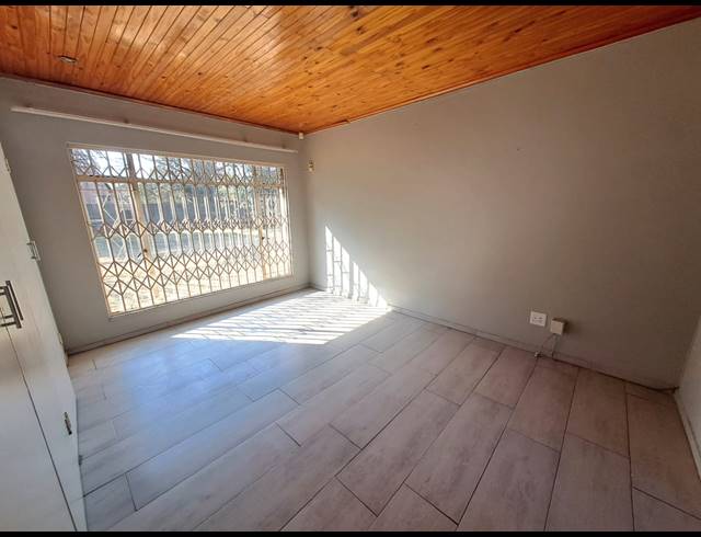 3 BEDROOM HOUSE TO LET IN ARCON PARK